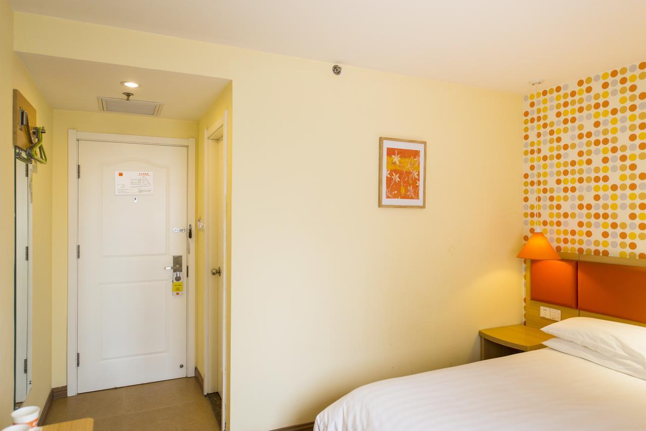 Home Inn Shanghai Daning International Guangzhong Road Circus City Eksteriør billede