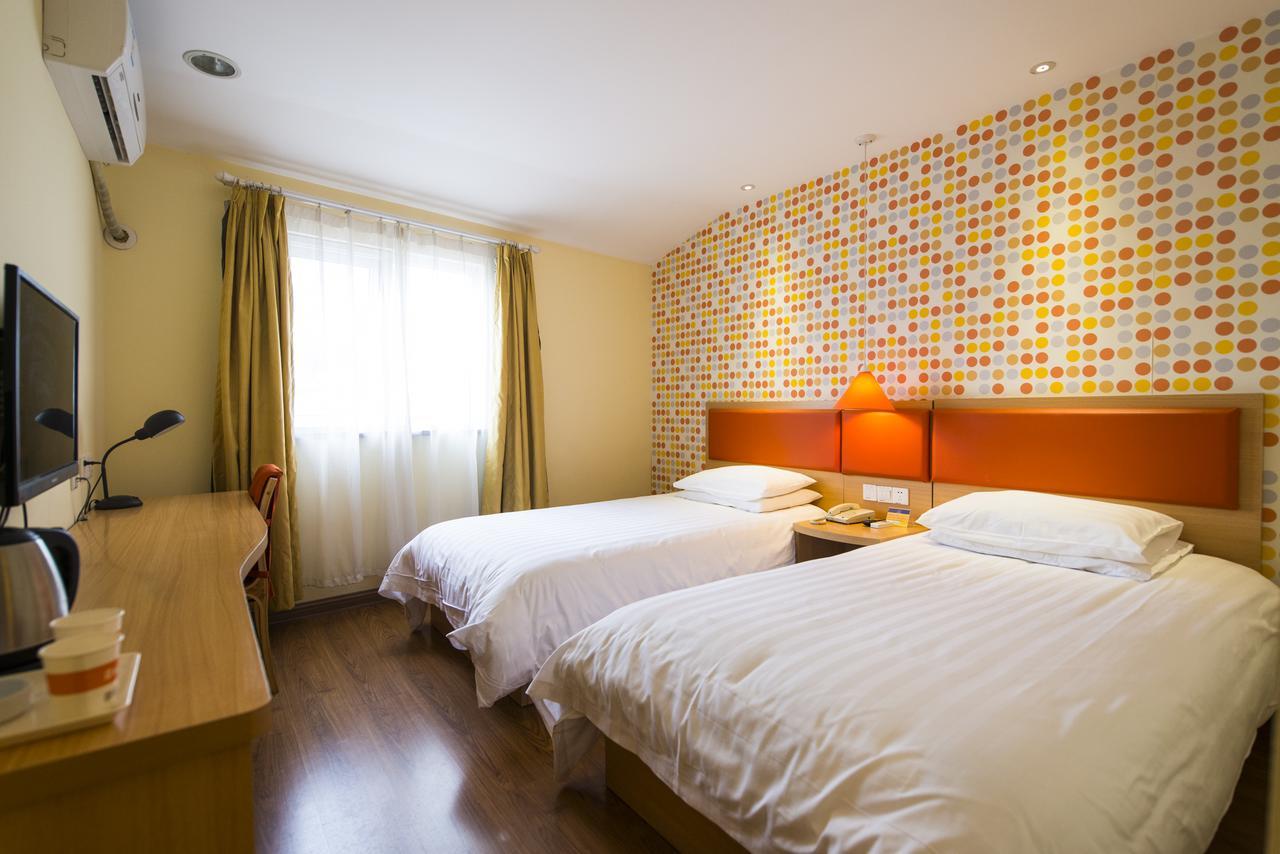 Home Inn Shanghai Daning International Guangzhong Road Circus City Eksteriør billede